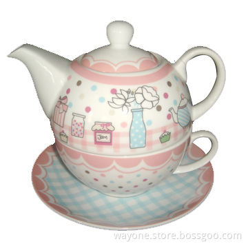 Classic Nice China Tea Pot, Suitable for Gift Purposes, Comes in Cupcakes, Polka Dots Motif